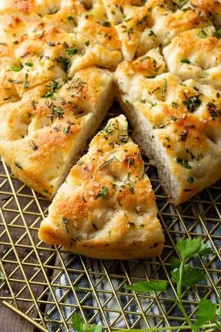 FOCACCIA ROSEMARY / GUERANDE - 600G FOCACCIA ROMARIN / GUERANDE - 600GR