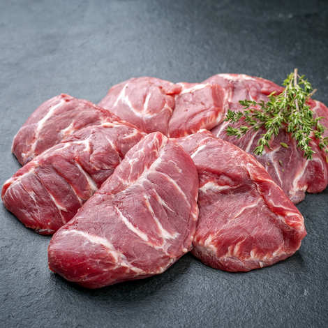 BONE-IN PORK SHOULDER -ÉPAULE DE PORC AVEC OS