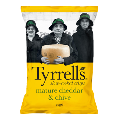 TYRRELLS MATURE CHEDDAR & CHIVE CRISPS 40GX18 -TYRRELLS CHIPS CHEDDAR ET CIBOULETTE 40GX18