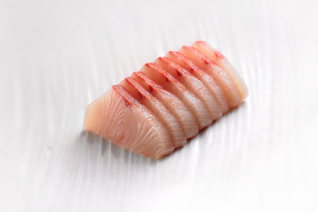 HAMACHI AMBERJACK HIRAMASA SERIOLE SAKU 300/400G FROZEN JAPAN