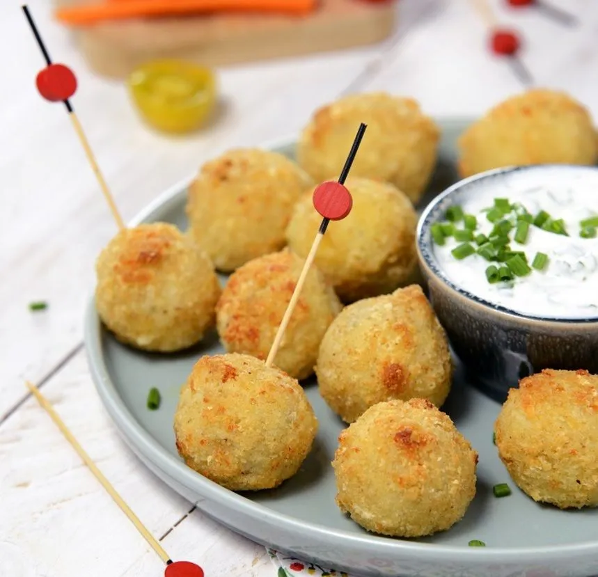 APER'LIGOT (POTATO BALLS) WITH TRUFFLE, 20G - 1KG APER'LIGOT À LA TRUFFE 20 G ENV - 1KG