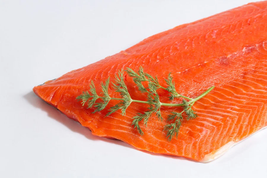 WILD SALMON ROYAL 650/900GR CANADA FILET DE SAUMON SAUVAGE 650/900GR