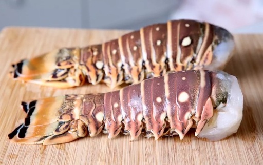 [FZSEAFOOD-KG] CRAYFISH TAIL FROZEN - 1 KG QUEUE DE LANGOUSTE -1 KG